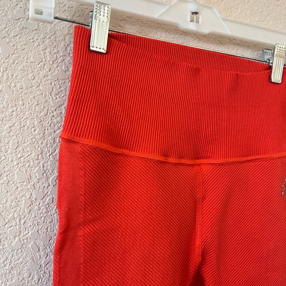 Free People Movement Free Throw Leggings in the "Ripe Persimmon" - Picture 4 of 11